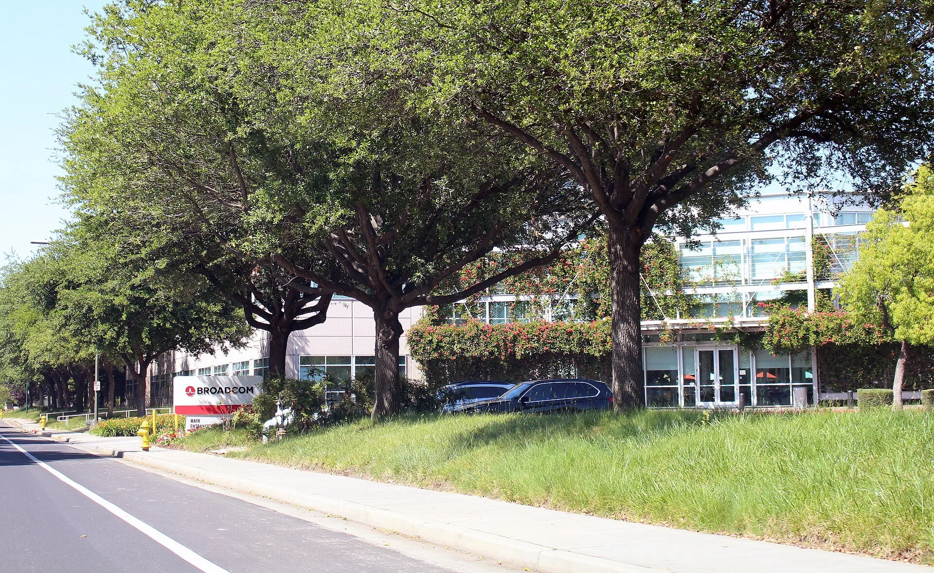 Broadcom’s $42 Billion Anthropic Loan Leaves AVGO at…